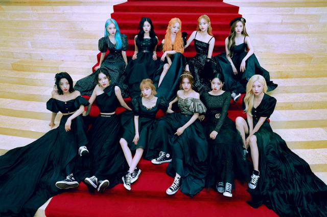 그룹 이달의 소녀(LOONA)가 북미 라디오 차트에 9주 연속 진입하는 쾌거를 이뤘다. 블록베리크리에이티브 제공