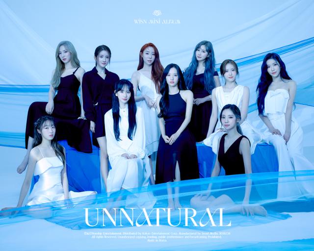 그룹 우주소녀가 새 미니앨범 'UNNATURAL' 마지막 콘셉트 포토를 공개했다. 스타쉽엔터테인먼트 제공