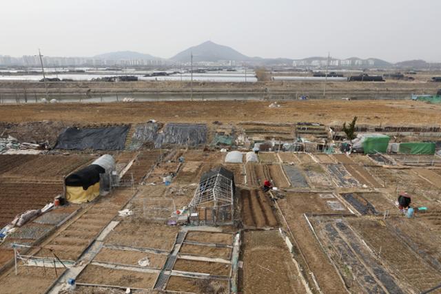 수도권 3기 신도시인 경기 부천시 대장지구가 들어설 예정인 대장동 일대가 적막한 모습을이다. 뉴시스