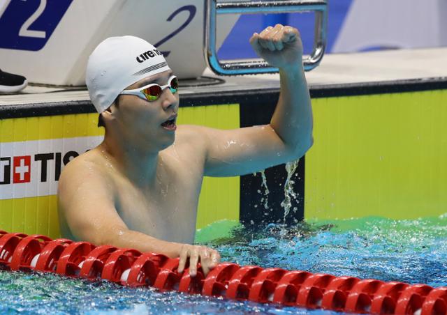 남자 배영 100m 한국 신기록을 기록한 이주호 선수. 연합뉴스