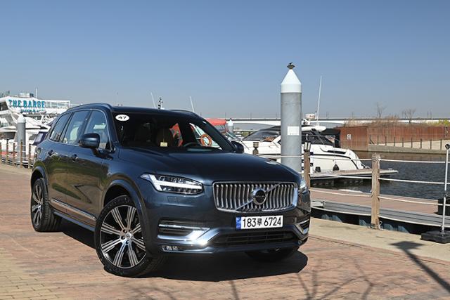 볼보 XC90 B6 인스크립션