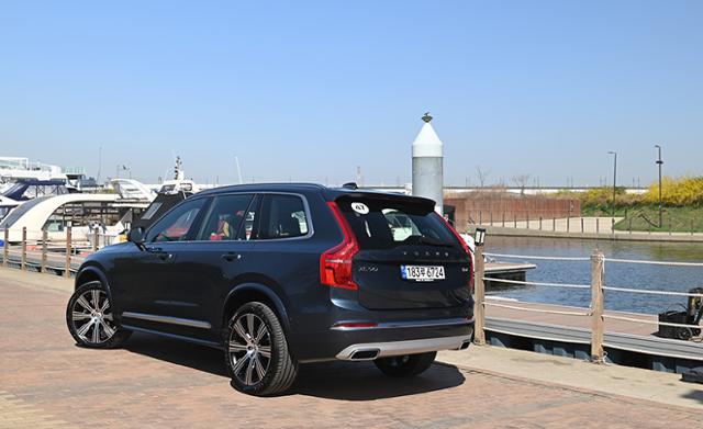 볼보 XC90 B6 인스크립션