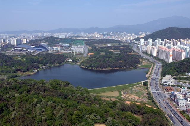 장기 미집행 공원구역인 광주 서구 풍암동 중앙공원. 광주시 제공