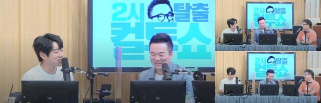 황치열이 절친 음문석에 대해 언급했다. SBS 보이는 라디오 캡쳐