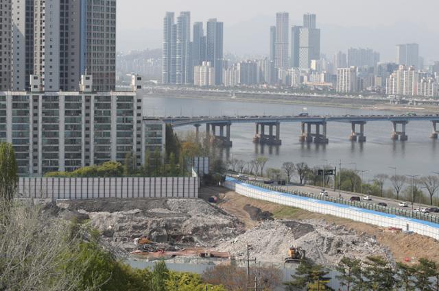 15일 서울 강남구 청담삼익아파트 재건축 공사현장. 연합뉴스