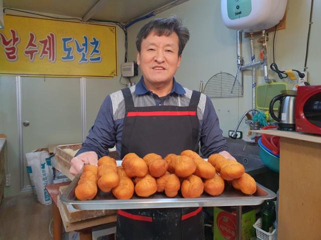 '생활의 달인' 인천 꽈배기 달인이 소개된다. SBS 제공