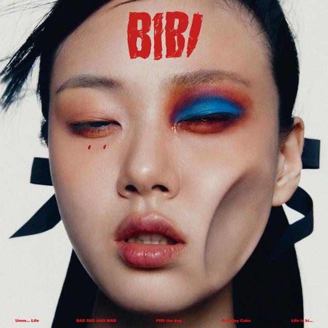 싱어송라이터 비비(BIBI)가 파격적인 컴백에 나선다. 필굿뮤직 제공