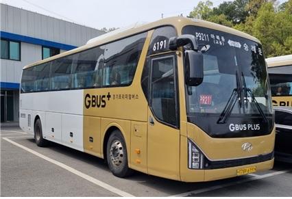 용인 마북~서울 숭례문 구간을 운행하는 경기 프리미엄 버스. 경기도 제공