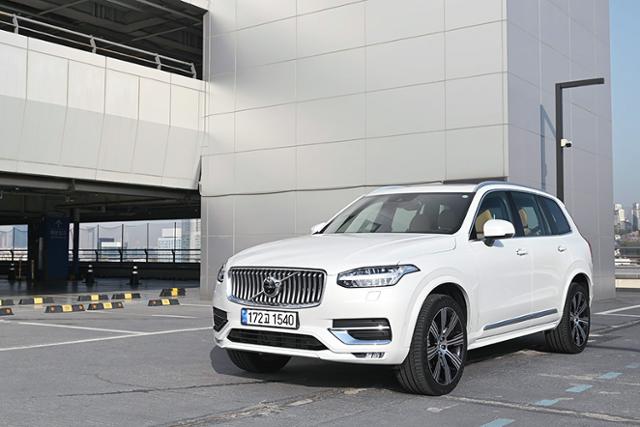 볼보 XC90 B6 인스크립션 시승기