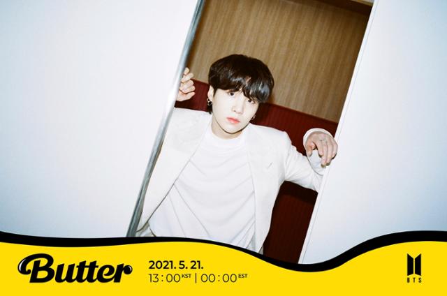 그룹 방탄소년단 슈가의 'Butter' 티저 포토가 베일을 벗었다. 빅히트뮤직 제공