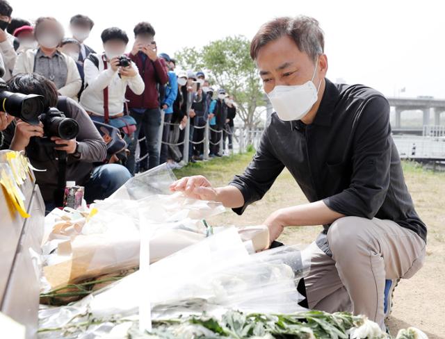 손씨 친구 A씨 측 "진실공방, 유족에 대한 도리 아냐…고인 추모할 때" - Vimarsana News