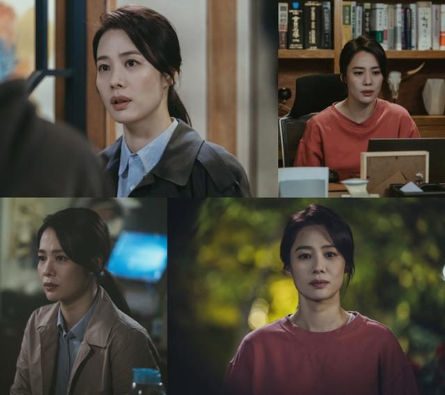 JTBC 금토드라마 '언더커버'에서 배우 김현주가 남다른 존재감을 과시했다. JTBC 제공