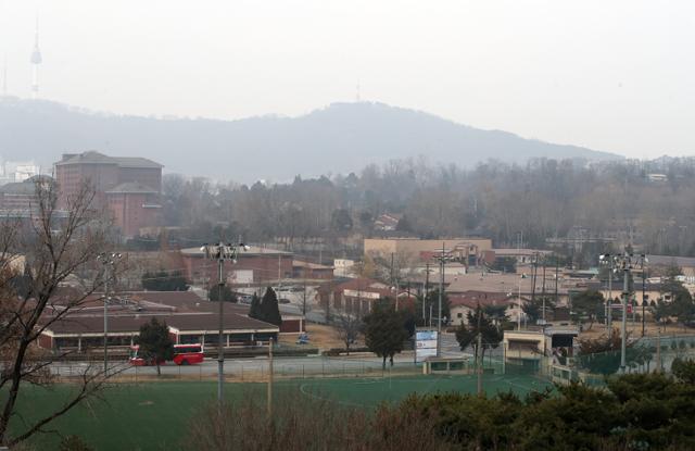 지난해 12월 서울 용산구 국립중앙박물관에서 바라본 용산 미군기지의 모습. 뉴스1