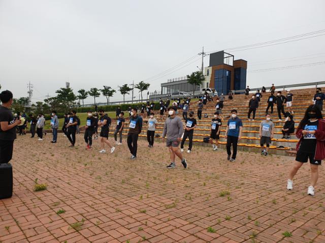 경북 구미 환경관리원 채용 체력검정 시험이 26일 낙동강체육공원에서 열리고 있다. 구미시 제공