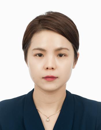 인도양참치위원회(IOTC) 총회 의장으로 선출된 김정례 해양수산부 주무관. 해수부 제공