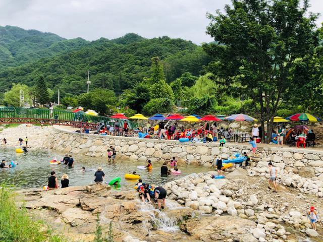 계곡 정비를 완료한 포천 백운계곡. 경기도 제공