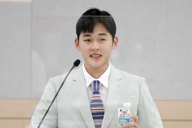 '사상 첫 올림픽 메달' 근대5종 전웅태에 포상금 5,000만원 - Vimarsana News