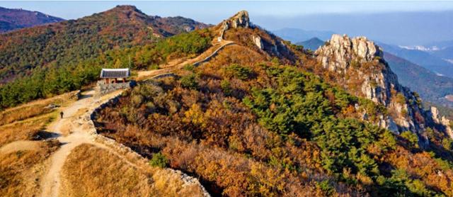 국립공원 지정을 추진하고 있는 부산 금정산 전경. 부산시 홈페이지