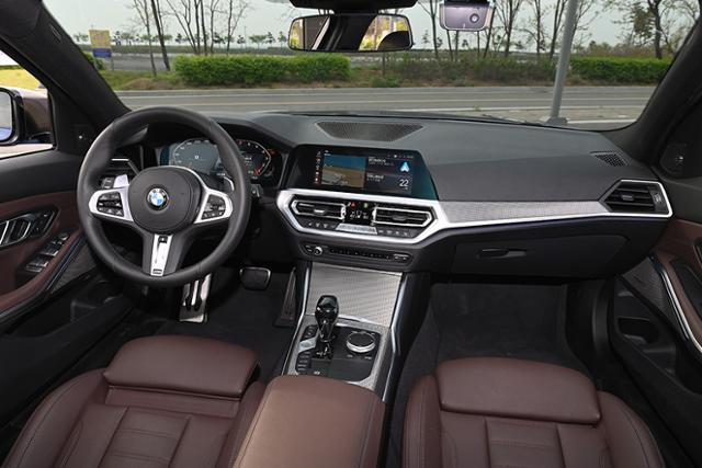 BMW M340i xDrive 투어링 자유로 연비