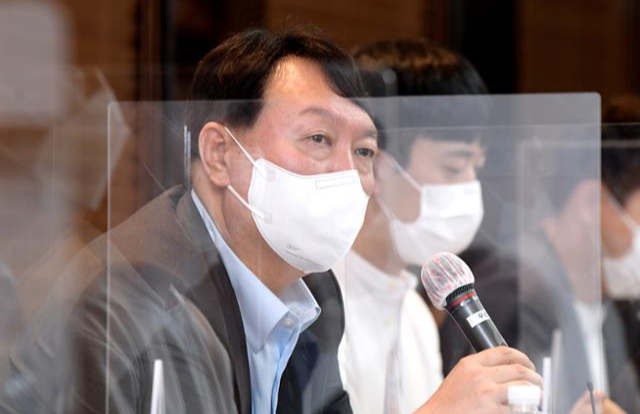 윤석열, '치매 환자' 비하 논란에 "국민들에게 송구" - Vimarsana News