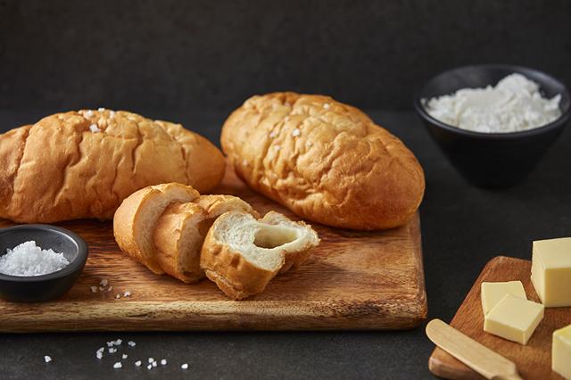 서울 강서구에 위치한 '타르데마'의 소금빵. 빵의 맛을 좌우하는 가염버터를 직접 만들고 반죽에 쌀가루를 섞는 게 특징이다. 타르데마 제공