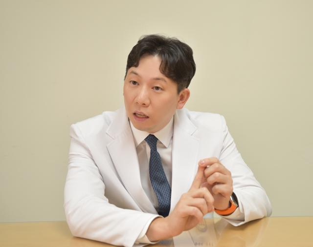 2년 내 50% 사망하는 ‘대동맥판막협착증’, 가슴 열지 않는 'TAVI 시술'로 치료