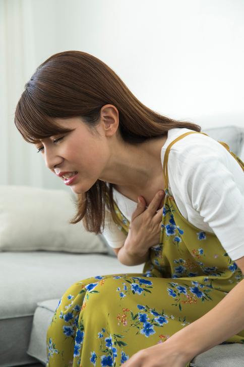 가슴이 더부룩해 체한 줄로만 알았는데…