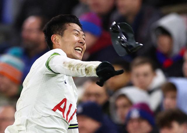 Heung-Min Son “Sometimes I get angry because I can’t see the ball”