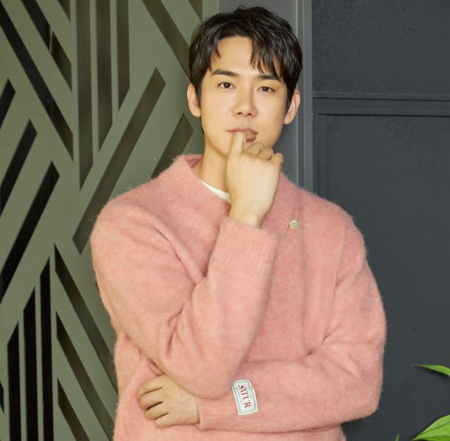 ‘Puppy’ Yoo Yeon-seok “My heart breaks when I let my dog ​​go” [인터뷰]