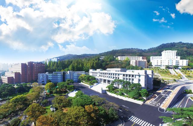 경남대학교, 78년 역사와 디지털 혁신 인재 양성으로 지역발전 선도