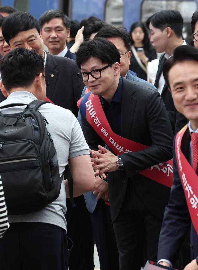 한동훈 “임현택 의협회장, 협의체 참석 결정 못 했다고 해”