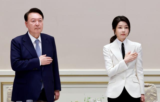 "법률가 양심을 걸었다"... 검찰이 내놓은 답은 '김건희·최재영 무혐의'