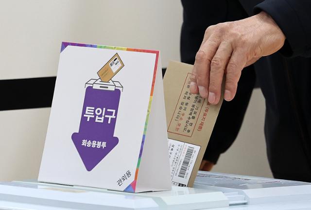 재보선 사전투표 최종투표율 8.98%…영광·곡성 40% 넘어