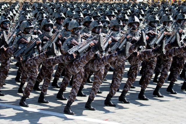 '북한군 1만 명' 쿠르스크 집결 중… "우크라이나군 압도" "큰 도움 안 돼" 전망 분분