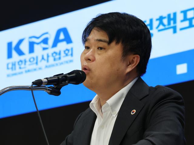 전공의 의정대화 참여 물꼬 트일까... 모레 임현택 의협회장 탄핵 표결