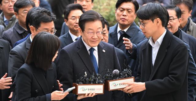 이재명 '위증교사' 1심 무죄... 증언한 김진성만 유죄