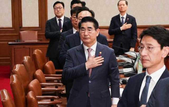 김용현 해외도피설에… 국수본부장 "출국금지 등 필요한 조치 지시"