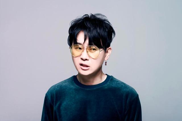 이승환, 13일 尹 퇴진 집회 무대 오른다 "개런티는 필요 없다"