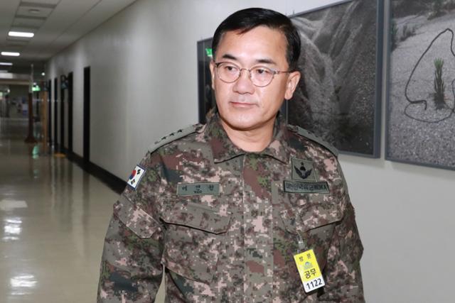 '계엄 핵심' 여인형 전 방첩사령관 "영장실질심사 포기"