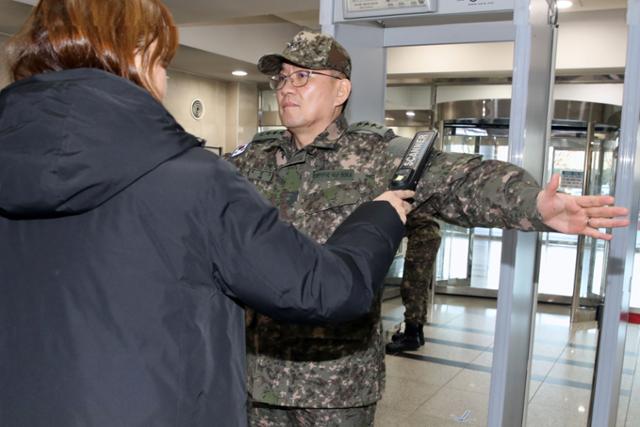 검찰, 이진우 전 수도방위사령관 체포