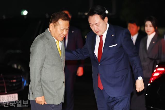 경찰 특별수사단, '내란 혐의' 이상민 전 행안부 장관 소환조사