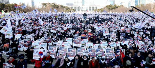 與, 공수처 '영장 쇼핑' 의혹 다시 띄우기…"사기 수사 자행한 오동운 사퇴해야" 맹공