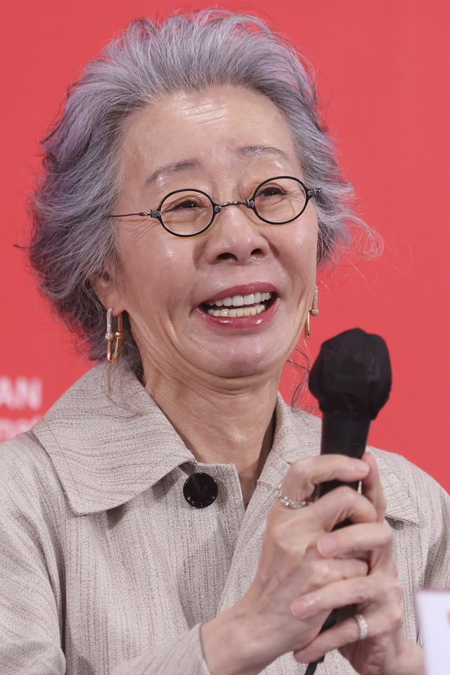 Actress Youn Yuh-jung speaks during a press conference for “The Wedding Banquet” at the Busan Cinema Center in Haeundae District, Friday. Yonhap