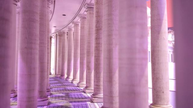 Light shines through the colonnade of the St. Peter’s Basilica exhibit in the Italian Pavilion of Nowon Train Village at Hwarangdae Railroad Park in Seoul. Hankook Ilbo