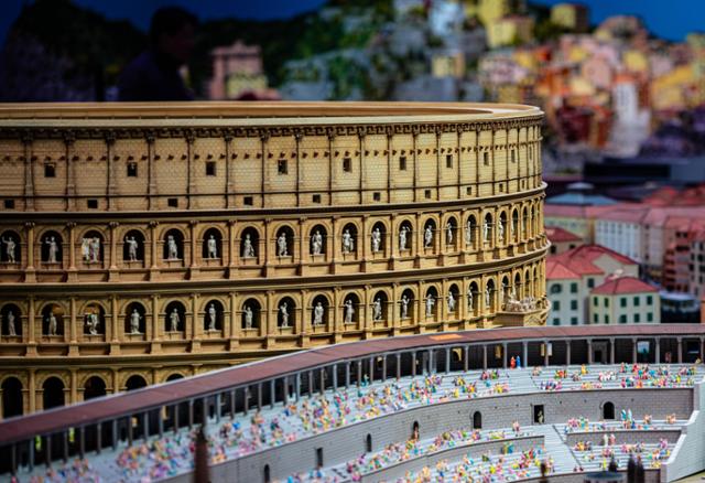 A model of the Colosseum is on display in the Italian Pavilion of Nowon Train Village at Hwarangdae Railroad Park, set to open later this month. Hankook Ilbo
