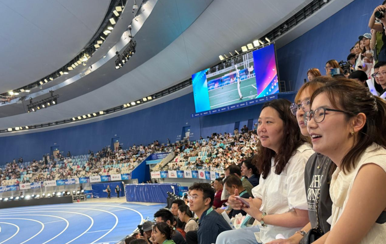 9초39로 달리고 2.88m 날았다…2회 휴머노이드 로봇 운동회 개막 [현장]-국제ㅣ한국일보