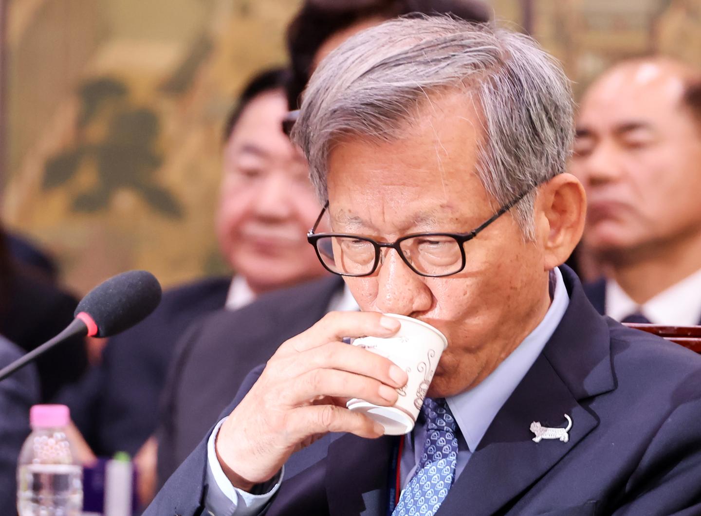 유홍준 사직 재가 나이 프로필 학력 고향 국립중앙박물관장 국정감사